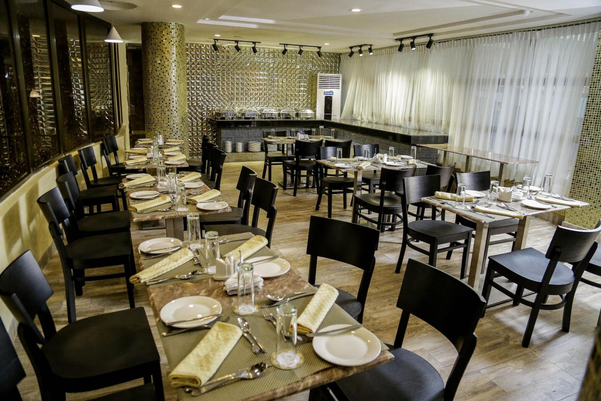 Perfecto La Villa Hotel And Suites Lagos Dış mekan fotoğraf