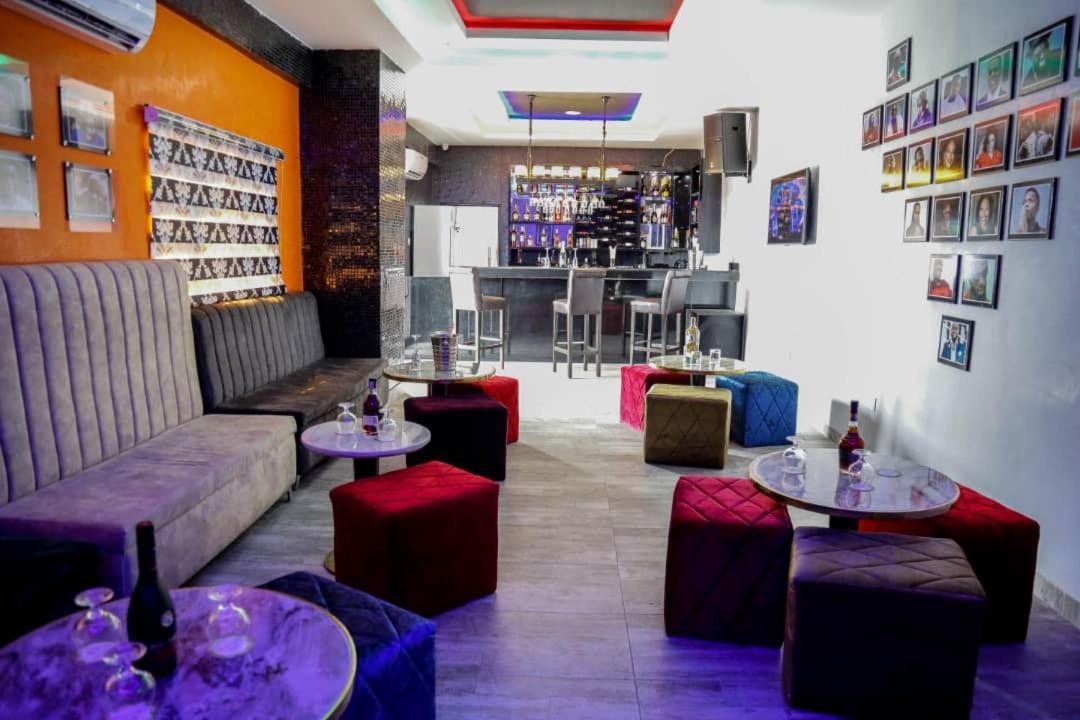 Perfecto La Villa Hotel And Suites Lagos Dış mekan fotoğraf