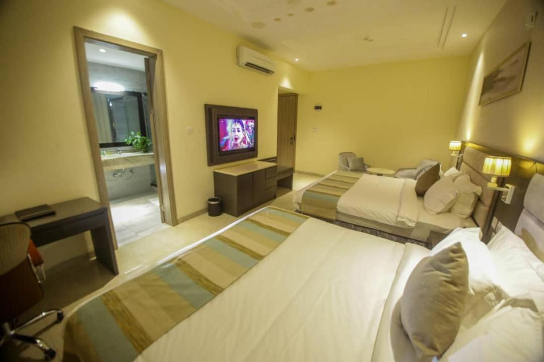 Perfecto La Villa Hotel And Suites Lagos Dış mekan fotoğraf