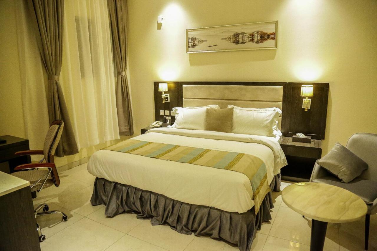 Perfecto La Villa Hotel And Suites Lagos Dış mekan fotoğraf