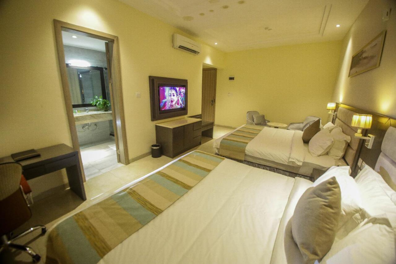 Perfecto La Villa Hotel And Suites Lagos Dış mekan fotoğraf